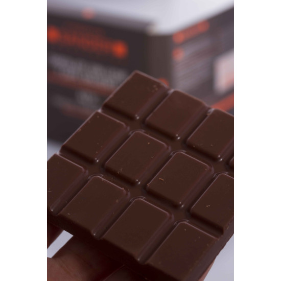 Barra de chocolate con leche al 41% y café crujiente de Sander Chocolatier 90g Barra de chocolate con leche al 41% y café crujiente de Sander Chocolatier 90g