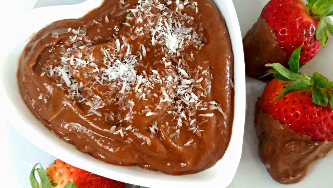 Pudín de chocolate vegano (de cacao y aguacate) Pudín de chocolate vegano (de cacao y aguacate)