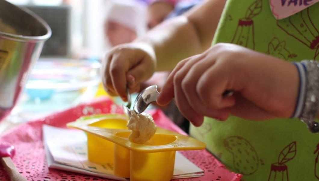 Cursos vacacionales de repostería para niños: ¡todos a dulcear! Cursos vacacionales de repostería para niños: ¡todos a dulcear!